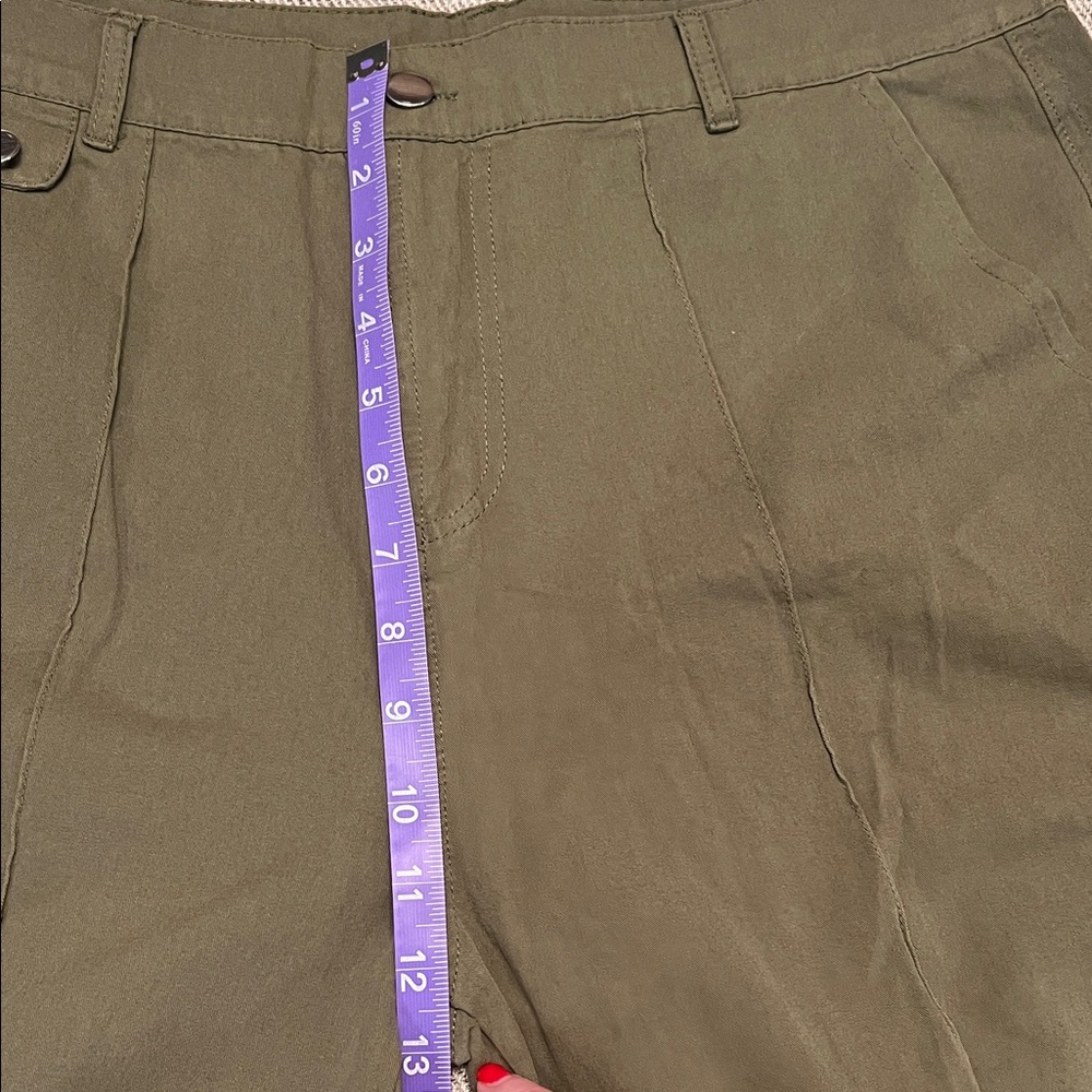 Stylish Green Cargo Pants‎ - Picture 5 of 6